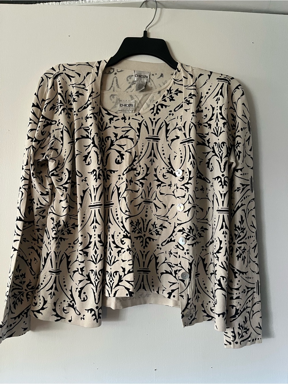 Chicos 2 pc cardigan sweater with matching tank Chicos size 1 or USA medium